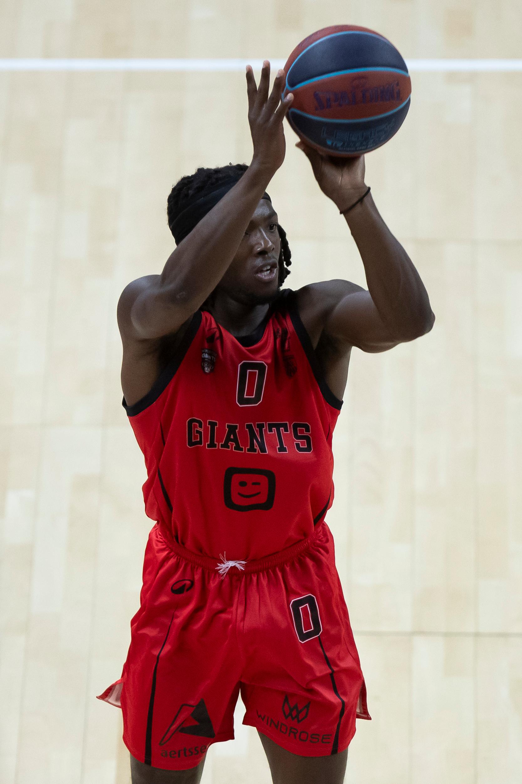 Antwerp's Rasheed Bello pictured during a basketball match between Antwerp Giants and Mons-Hainaut, Sunday 26 October 2025 in Antwerp, matchday 5/34 in the 'BNXT League' Belgian/ Dutch first division basket championship. BELGA PHOTO KRISTOF VAN ACCOM