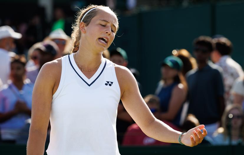 Belgian Hanne Vandewinkel reacts during a first roung game between Belgian Vandewinkel (WTA 103) and US' Liu (WTA 146) in the Ladies' singles at Wimbledon grand slam tennis tournament in London, Britain, Monday 29 June 2026. BELGA PHOTO BENOIT DOPPAGNE