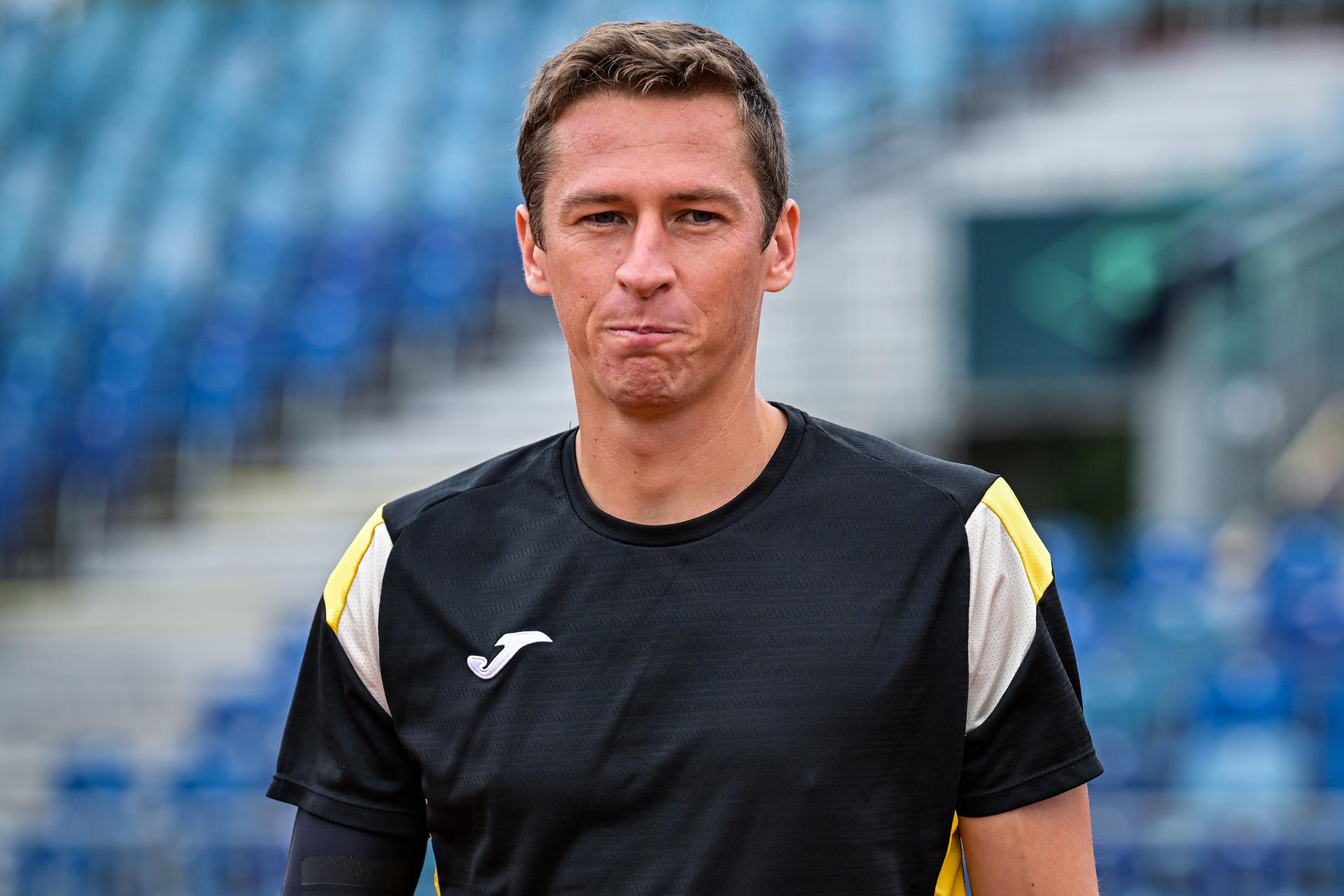 Belgian Kimmer Coppejans is pictured in action during a training practice at the 'WAC Wiener Athletic Club' stadium, in preparation of the Davis Cup quelifiers between Belgium and Austria, in Vienna, on Thursday 17 September 2026.  BELGA PHOTO DAVID PINTENS