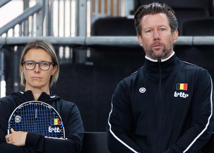 Kirsten Flipkens and team captain Wim Fissette pictured during a training session of the Belgian tennis players competing in the upcoming Billie Jean King Cup Play-offs, on Friday 14 November 2025 in Ismaning, Germany. This weekend Belgium will meet Germany and Turkey. PHOTO BENOIT DOPPAGNE