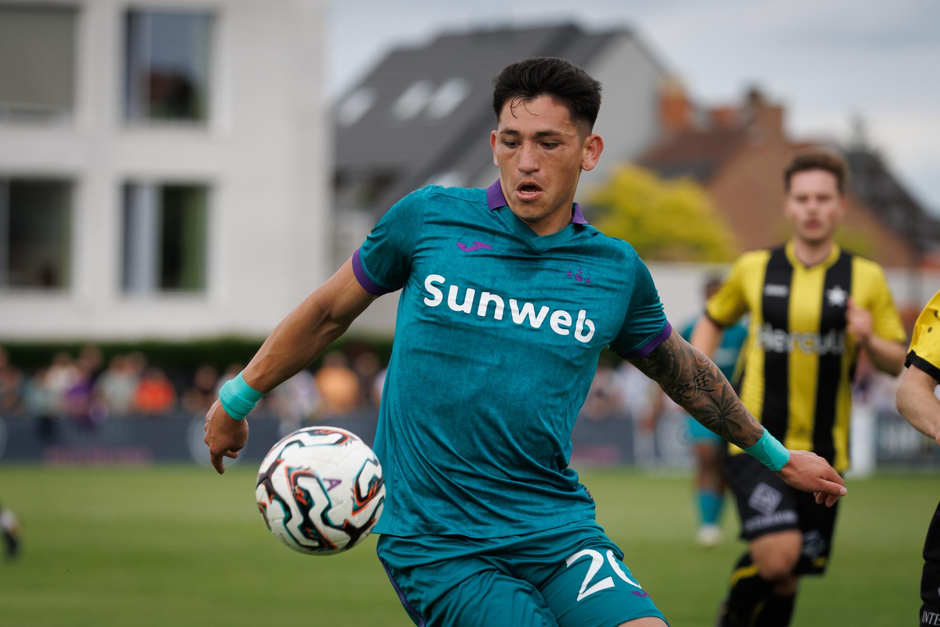 Anderlecht's Luis Vazquez pictured in action during a friendly soccer game between KWSC Lauwe and RSC Anderlecht, Saturday 28 June 2025 in Lauwe, in preparation of the upcoming 2025-2026 season. BELGA PHOTO KURT DESPLENTER