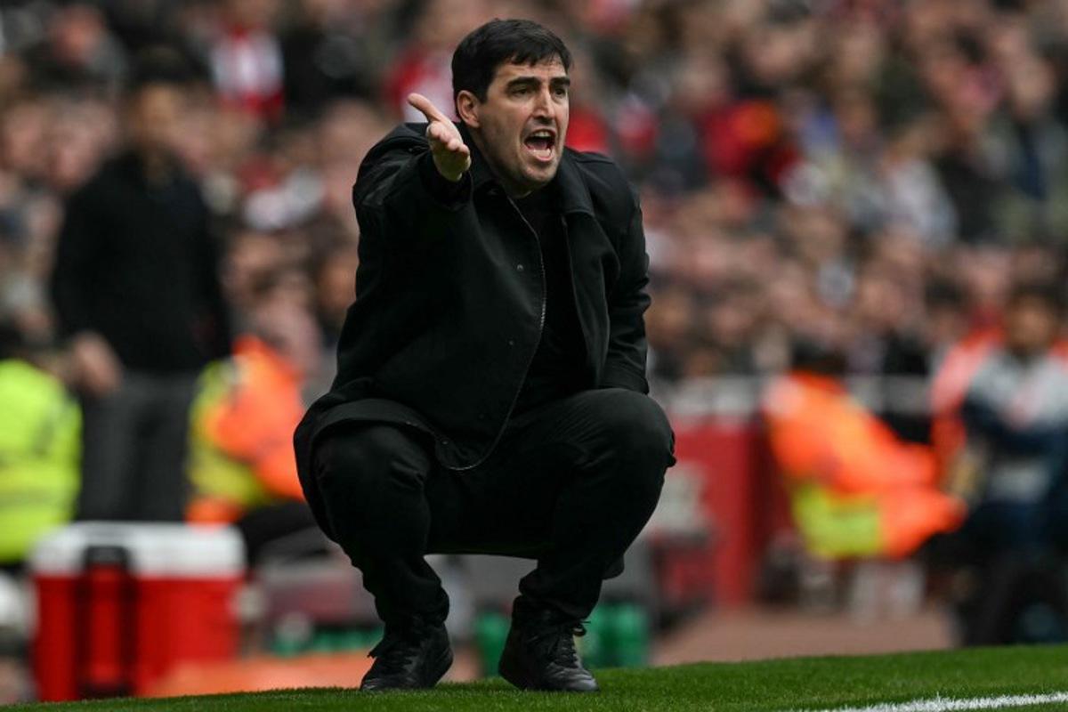 Bournemouth's Spanish manager Andoni Iraola reacts during the English Premier League football match between Arsenal and Bournemouth at the Emirates Stadium in London on April 11, 2026.   Glyn KIRK / AFP