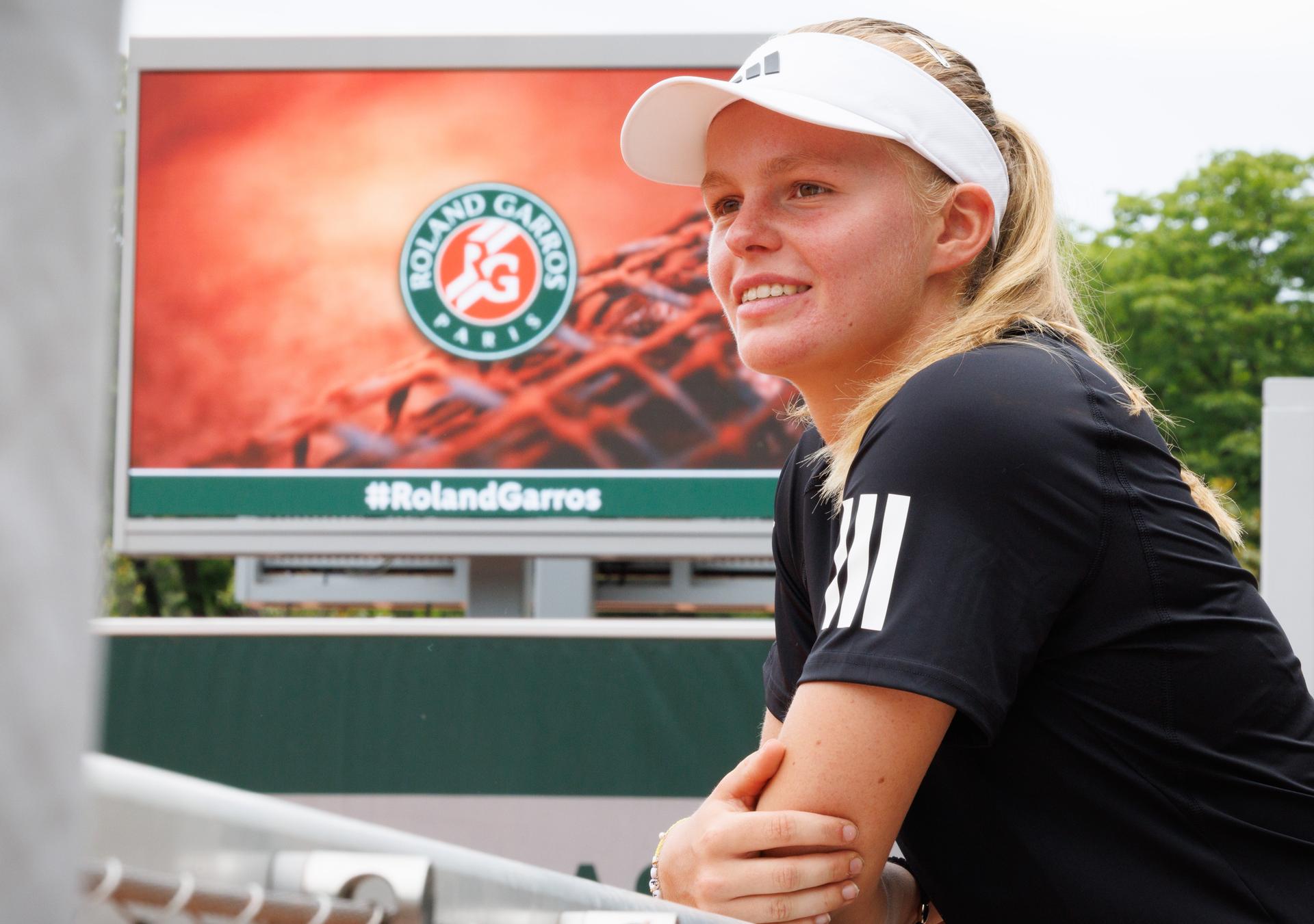Belgian tennis player Jeline Vandromme poses for the photographer at the Roland Garros French Open tennis tournament in Paris, France, Saturday 31 May 2025. This year's tournament takes place from 25 May to 08 June. BELGA PHOTO BENOIT DOPPAGNE