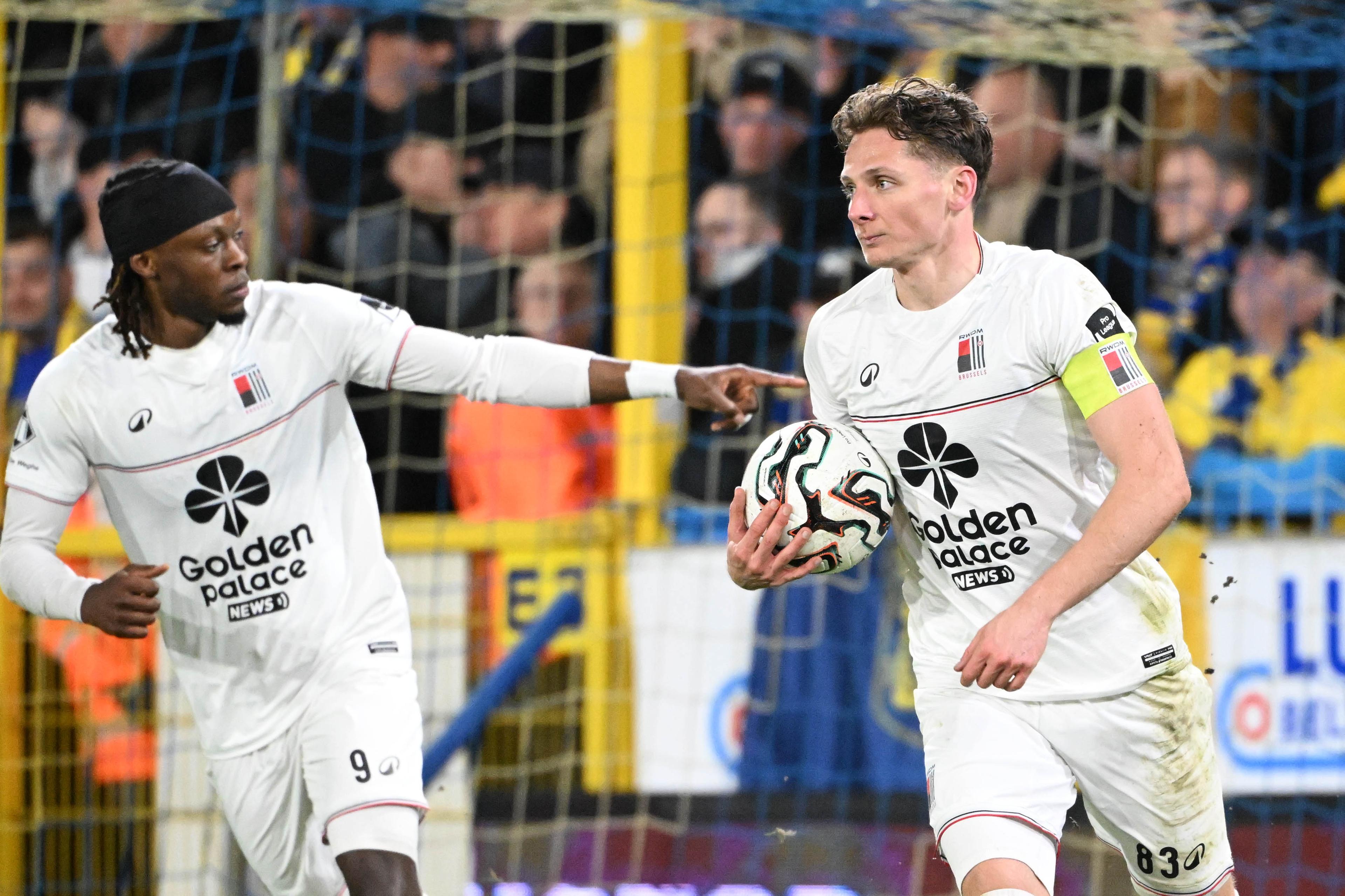 Rwdm's Mats Lemmens celebrates after and scoring the 3-2 goal during a soccer game between SK Beveren and RWDM Brussels, Wednesday 11 March 2026 in Beveren, on day 29 of the 2025-2026 'Challenger Pro League' 1B second division of the Belgian championship. BELGA PHOTO MAARTEN STRAETEMANS