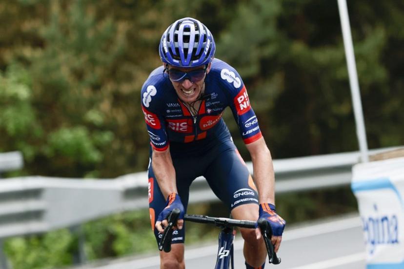 Team Picnic PostNL's French rider Romain Bardet rides in the lead as he climbs Le Motte during the 17th stage of the 108th Giro d'Italia cycling race, 155kms from San Michele all'Adige to Bormio, on May 28, 2025.  Luca Bettini / AFP