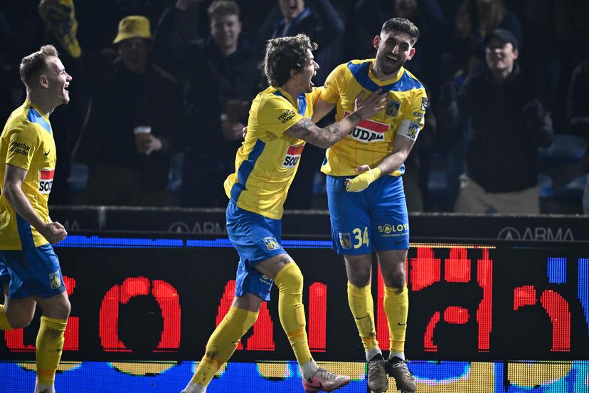 Westerlo's Roman Neustadter and Westerlo's Dogucan Haspolat celebrate after scoring during a soccer match between KVC Westerlo and Standard de Liege, Sunday 09 February 2025 in Westerlo, on day 25 of the 2024-2025 season of the 'Jupiler Pro League' first division of the Belgian championship. BELGA PHOTO JOHAN EYCKENS