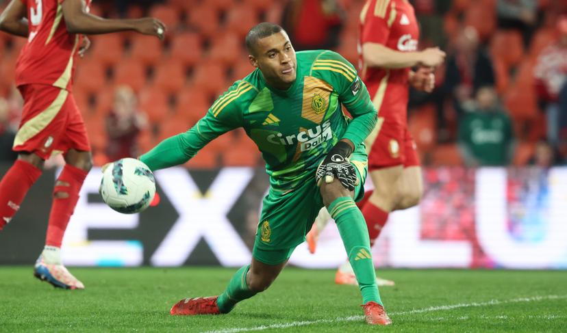 Standard's goalkeeper Gavin Bazunu pictured in action during a soccer match between Standard de Liege and KV Mechelen, Saturday 29 March 2025 in Liege, on day 1 (out of 10) of the Europe Play-offs of the 2024-2025 'Jupiler Pro League' first division of the Belgian championship. BELGA PHOTO VIRGINIE LEFOUR