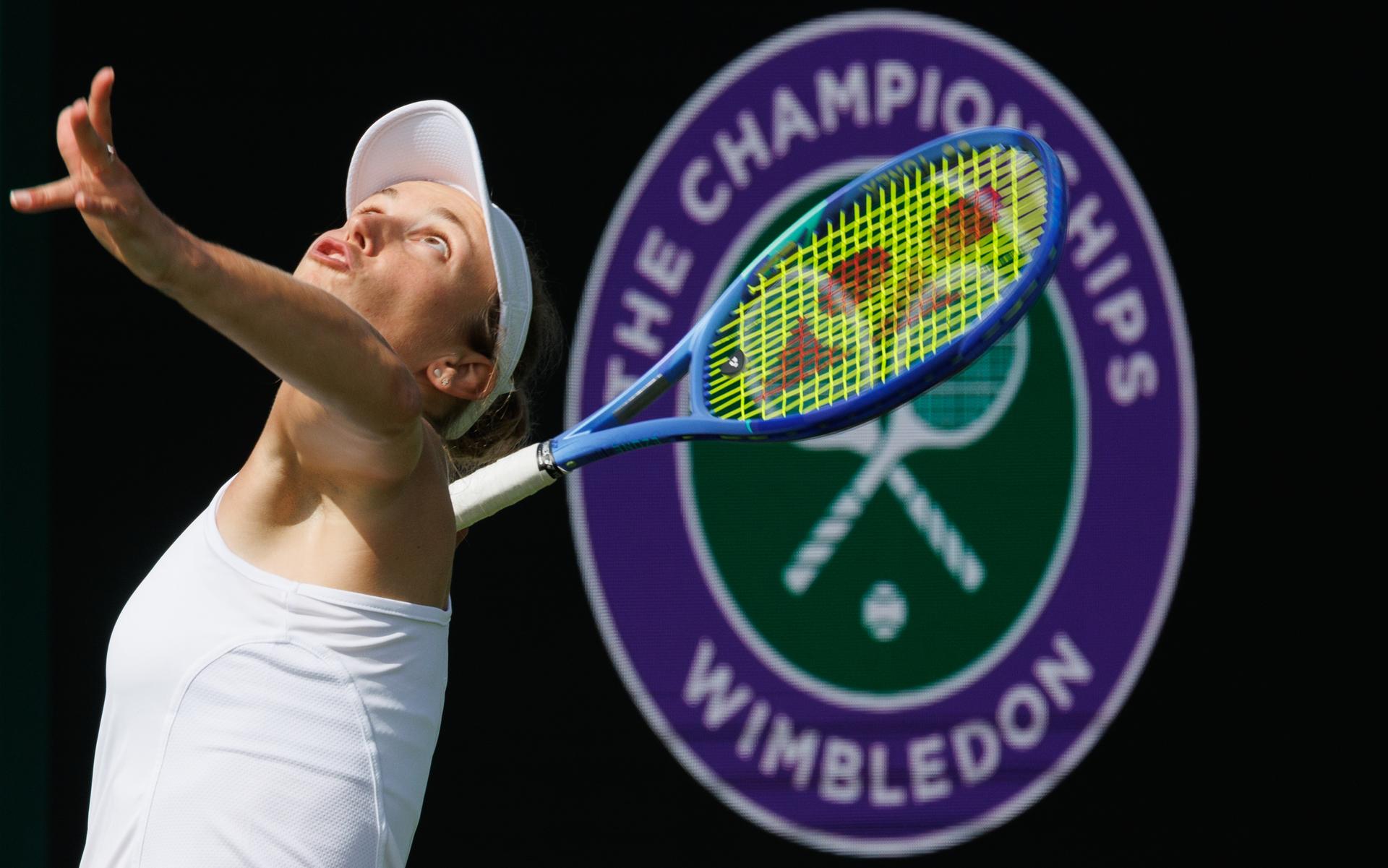 Belgian Elise Mertens pictured in action during the afternoon training session the 2025 Wimbledon grand slam tennis tournament at the All England Tennis Club, in south-west London, Britain, Thursday 26 June 2025. BELGA PHOTO BENOIT DOPPAGNE