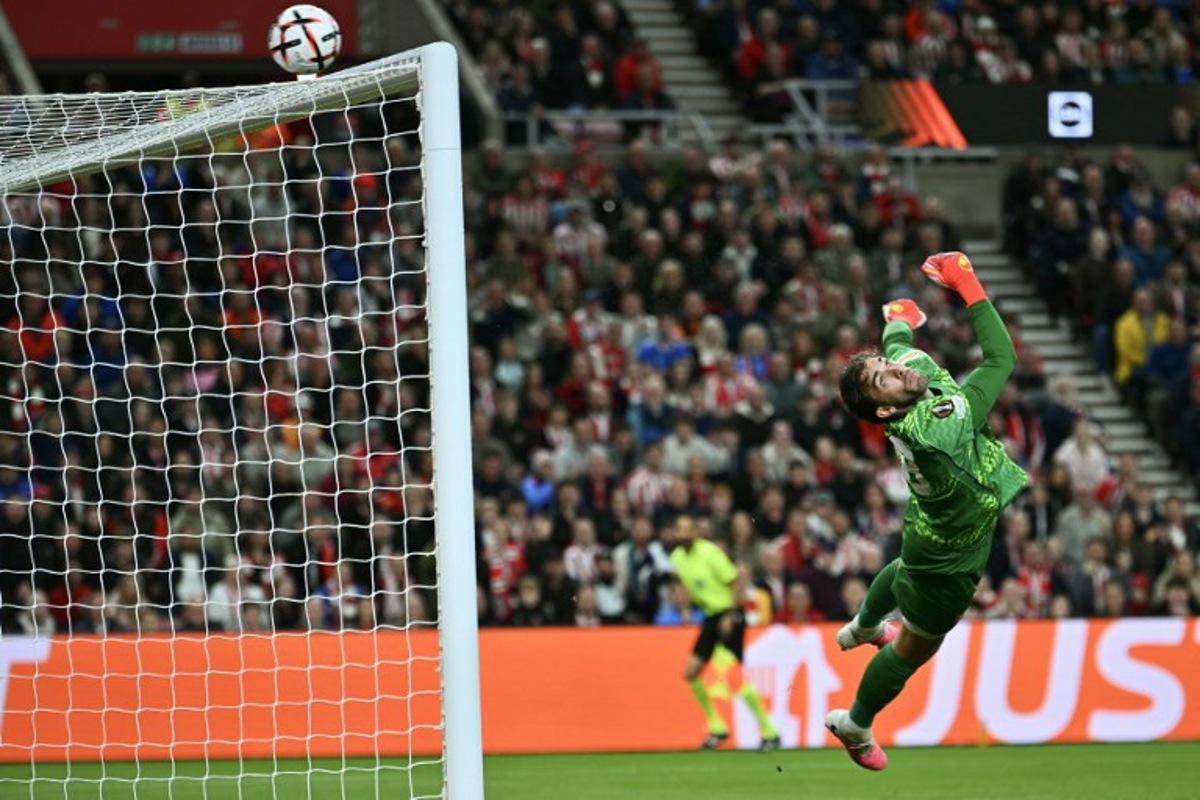 AZ's Belgian goalkeeper #28 Jari De Busser eyes the ball as it goes over the bar during the UEFA Europa League, 1st round day 1 football match between Sunderland and AZ Alkmaar at The Stadium of Light in Sunderland in north east England on September 16, 2026.  ANDY BUCHANAN / AFP
