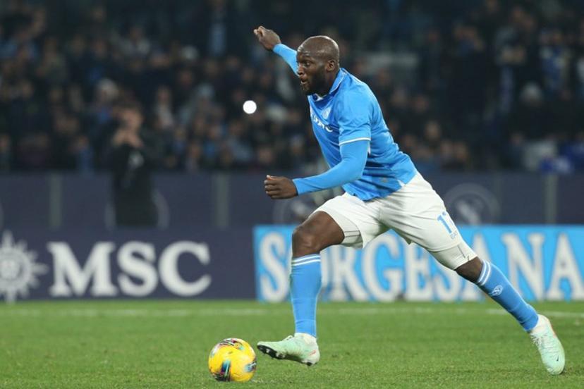 Napoli's Belgian forward #11 Romelu Lukaku kicks and scores a penalty during the Italian Serie A football match between Napoli and Juventus at the Diego Armando Maradona stadium in Naples on January 25, 2025.  Carlo Hermann / AFP