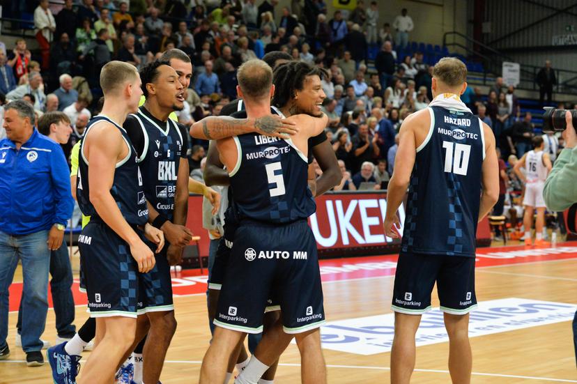Brussels' players celebrate after winning a basketball match between Limburg United and Brussels, Friday 03 October 2025 in Mechelen, on day 2 of the 'BNXT League' Belgian/ Dutch first division basket championship. BELGA PHOTO JILL DELSAUX