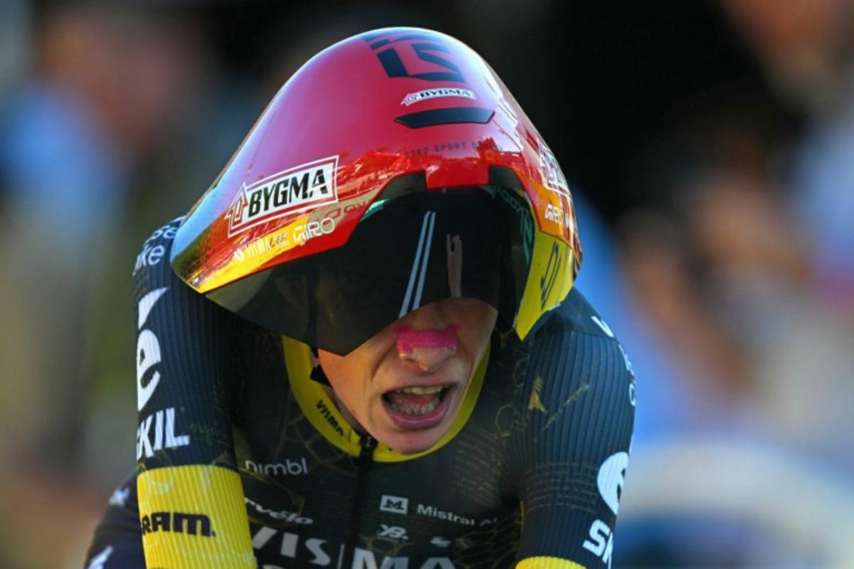 Team Visma | Lease a Bike's Danish rider Jonas Vingegaard cycles to the finish line of the 1st stage of the 113th edition of the Tour de France cycling race, a 19,6 km team time trial stage in and around Barcelona in northeastern Spain, on July 4, 2026.  Loic VENANCE / AFP