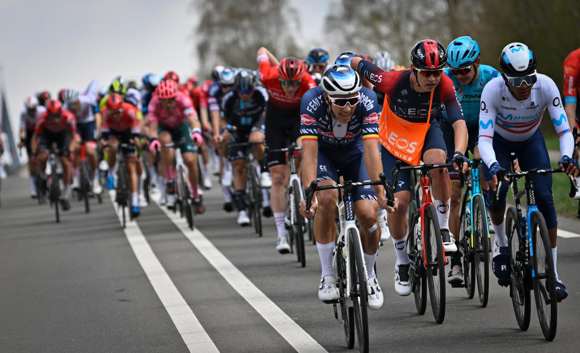 Illustration picture shows the pack of riders in action during the men elite 'Amstel Gold Race' one day cycling race, 254,1 km from Maastricht to Valkenburg, The Netherlands, Sunday 10 April 2022. BELGA PHOTO ERIC LALMAND