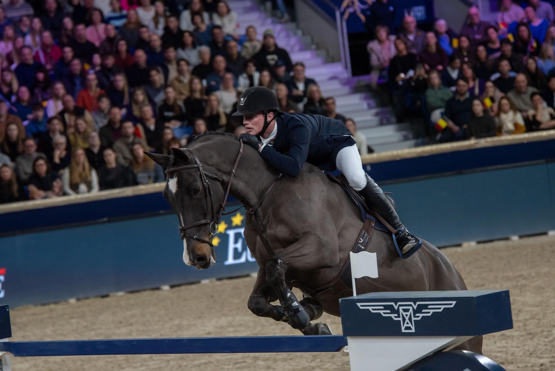 Rider Gregory Wathelet and horse Double Jeu d'Honvault the FEI World Cup Jumping competition at the "Vlaanderens Kerstjumping" equestrian event in Mechelen on Tuesday 30 December 2025. BELGA PHOTO JONAS ROOSENS