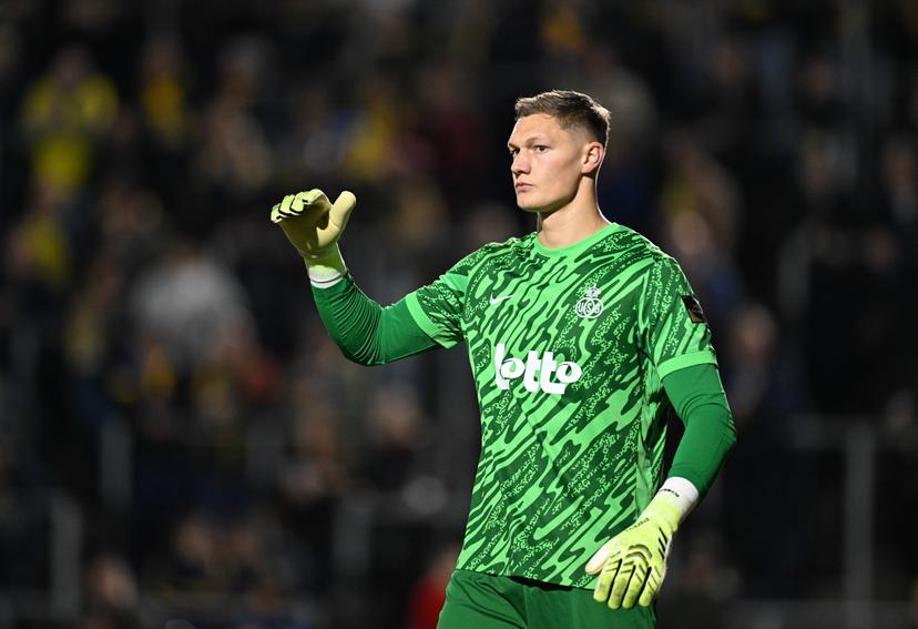 Union's goalkeeper Kjell Scherpen pictured during a soccer match between Royale Union Saint-Gilloise and Sint-Truiden VV, Saturday 04 April 2026 in Brussels, on the first day of the Champion's Play-offs (PO1) of the 2025-2026 'Jupiler Pro League' first division of the Belgian championship. BELGA PHOTO JOHN THYS