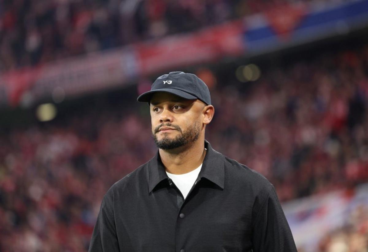 Bayern Munich's Belgian head coach Vincent Kompany looks on during the German first division Bundesliga football match between Bayern Munich and Werder Bremen in Munich on Spetember 26, 2025.  Alexandra BEIER / AFP