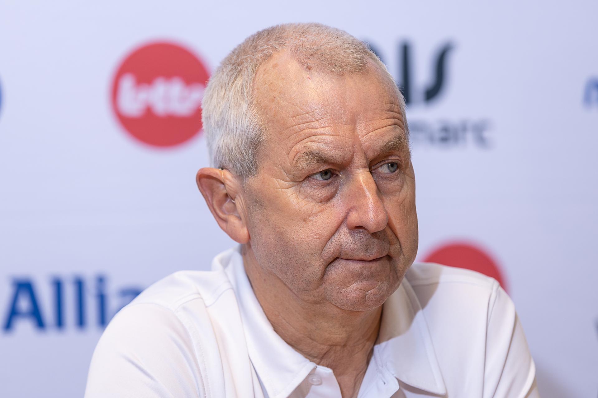 Atletiek Vlaanderen chairman Gery Follens pictured during a press conference of Atletiek Vlaanderen after an information session for the athletes following the commotion of the past weeks regarding the top-level sports policy, Friday 08 November 2024 in Gent. BELGA PHOTO JAMES ARTHUR GEKIERE