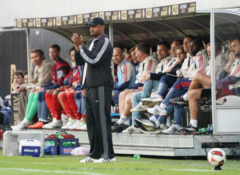 Bayern Munich's Belgian head coach Vincent Kompany reacts during the German first division Bundesliga football match between SV Elversberg and FC Bayern Munich in Spiesen-Elversberg, southwestern Germany, on September 13, 2026.  Andreas SCHLICHTER / AFP