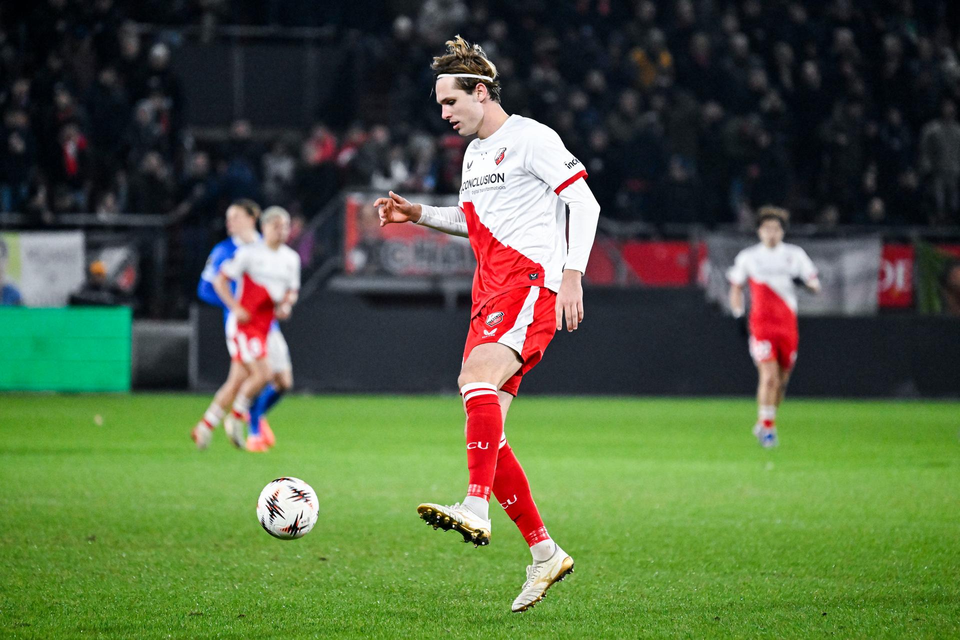 Utrecht's Matisse Didden pictured in action during a soccer game between Dutch soccer club FC Utrecht and Belgian KRC Genk, on Thursday 22 January 2026 in Utrecht, Netherlands, the seventh game (out of 8) in the league phase of the UEFA Europa League competition. BELGA PHOTO TOM GOYVAERTS