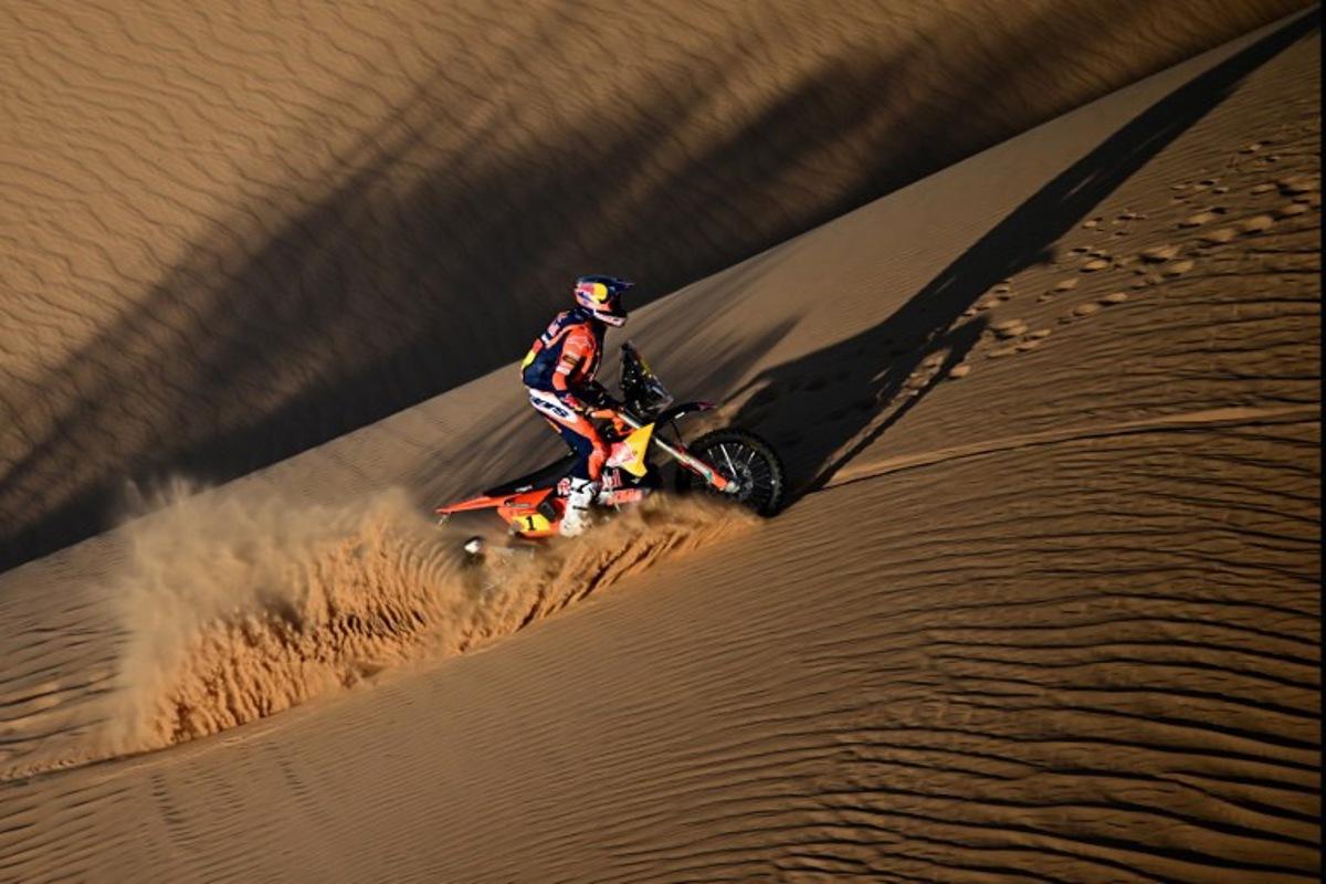 Australian rider Daniel Sanders competes with a Ktm 450 Rally Factory in Stage 9, a marathon stage, during the 48th edition of the Dakar Rally 2026 between Wadi ad-Dawasir and Bisha in Saudi Arabia on January 13, 2026.  Giuseppe CACACE / AFP