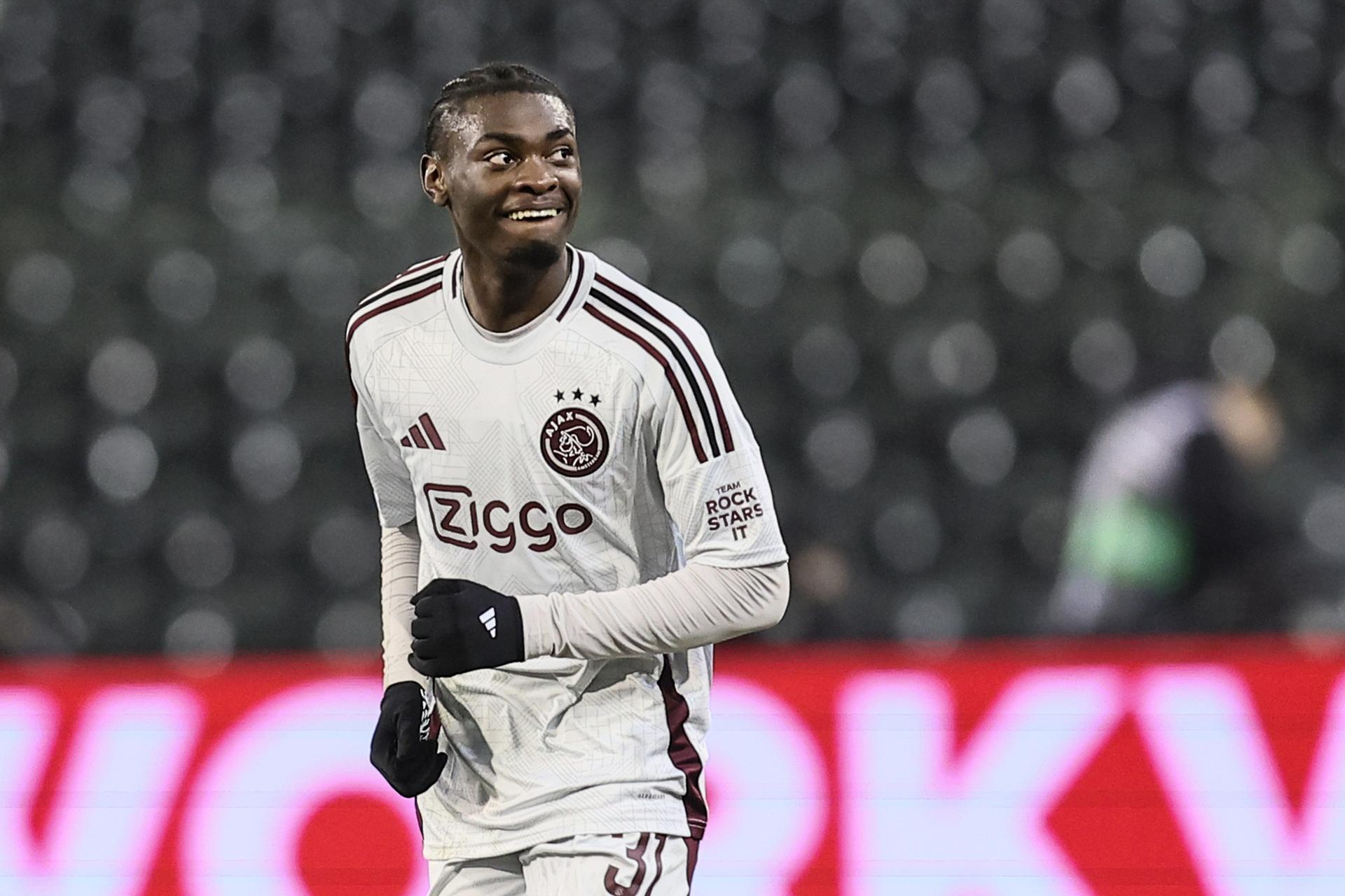 Ajax' Jorthy Mokio celebrates after scoring during a soccer game between Belgian Royale Union Saint-Gilloise and Dutch AFC Ajax, on Thursday 13 February 2025 in Brussels, the first leg of the Knockout phase play-offs of the UEFA Europa League competition. BELGA PHOTO BRUNO FAHY