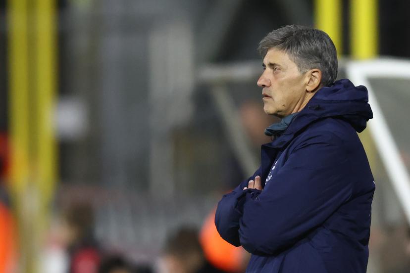 OHL's new head coach Felice Mazzu pictured at the start of a soccer game between RFC Seraing (1B) and OH Leuven, in the 1/16 final of the Croky Cup Belgian cup, Thursday 30 October 2025 in Seraing. BELGA PHOTO BRUNO FAHY