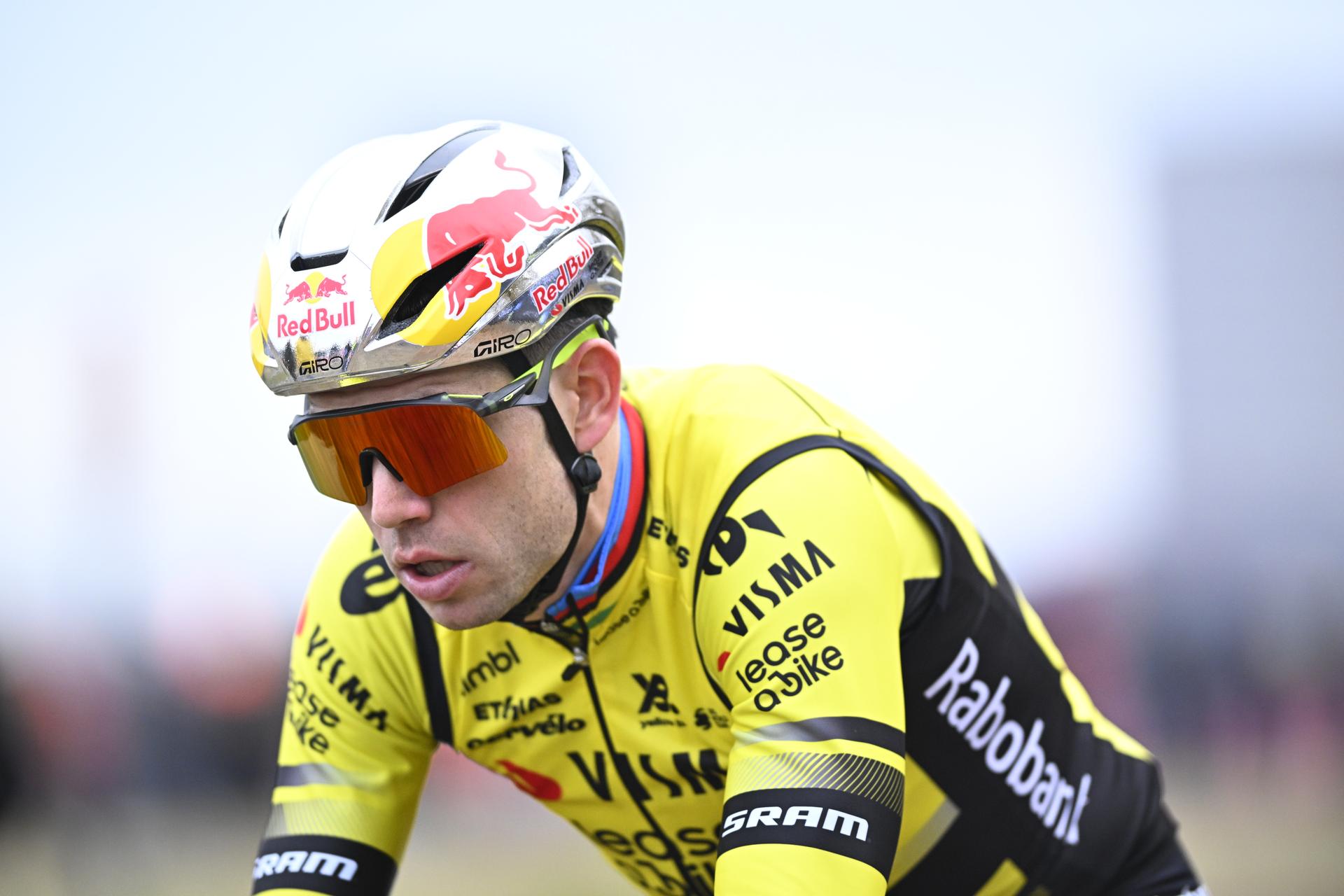 Belgian Wout van Aert pictured during the men's elite race of the World Cup cyclocross cycling event in Antwerp on Saturday 20 December 2025, the fifth stage (out of 12) of the UCI World Cup competition. BELGA PHOTO JASPER JACOBS