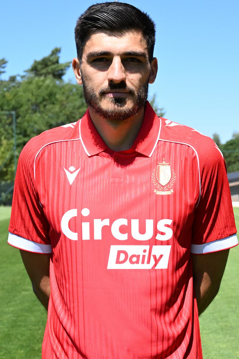 14 Standard's Bosko Sutalo poses for a portrait picture at the 2026-2027 season photoshoot of Belgian Jupiler Pro League team Standard de Liege, Wednesday, July 29, in Liege. BELGA PHOTO JILL DELSAUX