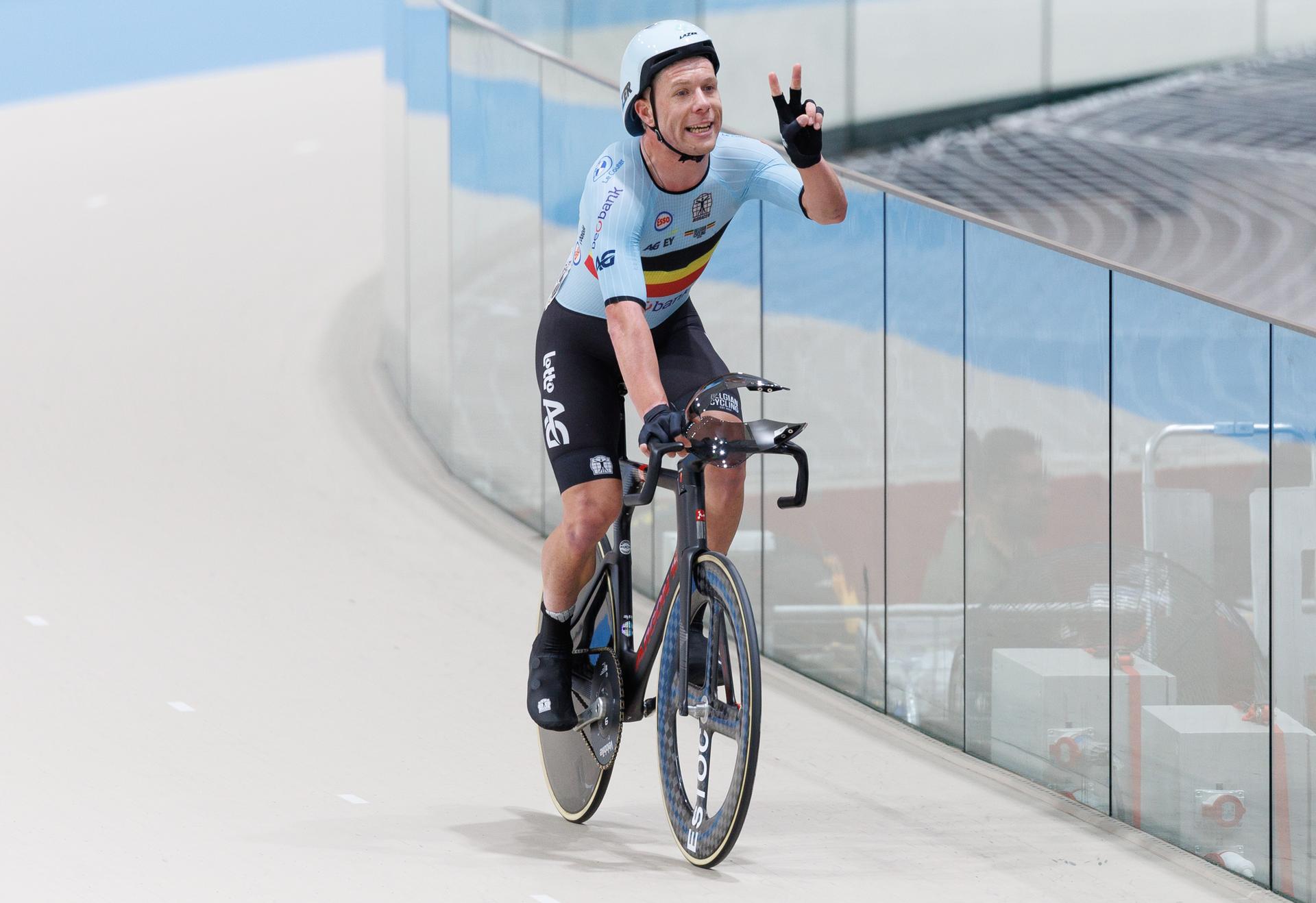 Belgian Jules Hesters pictured during the final Men's Scratch race at the 2025 UCI Track World Championships cycling, in Santiago, Chile, Thursday 23 October 2025. The Track World Championships take place from 22 to 26 October at the Velodromo de Penalolen in Santiago, Chile. BELGA PHOTO BENOIT DOPPAGNE