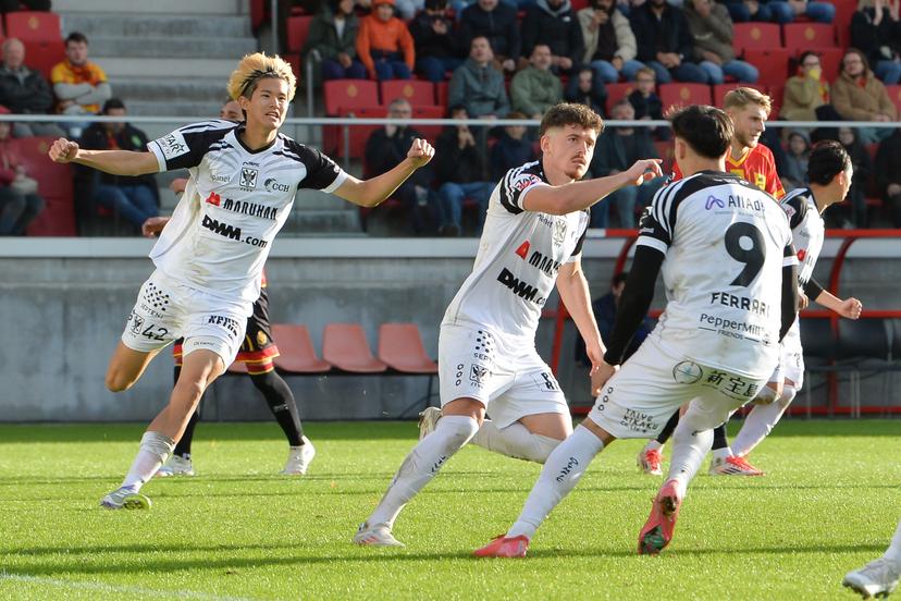 STVV's Arbnor Muja celebrates after scoring during a soccer match between KV Mechelen and STVV, Saturday 04 October 2025 in Mechelen, on day 10 of the 2025-2026 'Jupiler Pro League' first division of the Belgian championship. BELGA PHOTO JILL DELSAUX