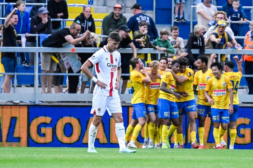 Antwerp's Rosen Bozhinov looks dejected during a soccer match between KVC Westerlo and Royal Antwerp FC, Saturday 30 August 2025 in Westerlo, on day 6 of the 2025-2026 'Jupiler Pro League' first division of the Belgian championship. BELGA PHOTO TOM GOYVAERTS