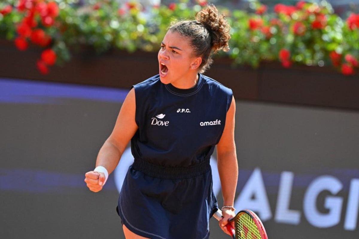 Italy's Jasmine Paolini reacts during the women's singles semi-final match against USA's Peyton Stearns during the WTA Rome Open tennis tournament at Foro Italico in Rome on May 15, 2025. Andreas SOLARO / AFP