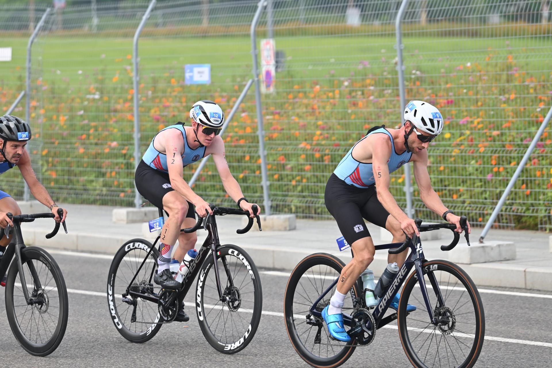 ATTENTION EDITORS - HANDOUT PICTURE - EDITORIAL USE ONLY - MANDATORY CREDIT BOIC - COIB - Thibaut De Smet and Vincent Bierinckx (R) ride during the Men duathlon event at the World Games 2025, in Chenghdu, China, on Saturday 9 AUgust 2025. This year, the World Games take place from 07 to 17 augustus. PHOTO HANDOUT BOIC - COIB