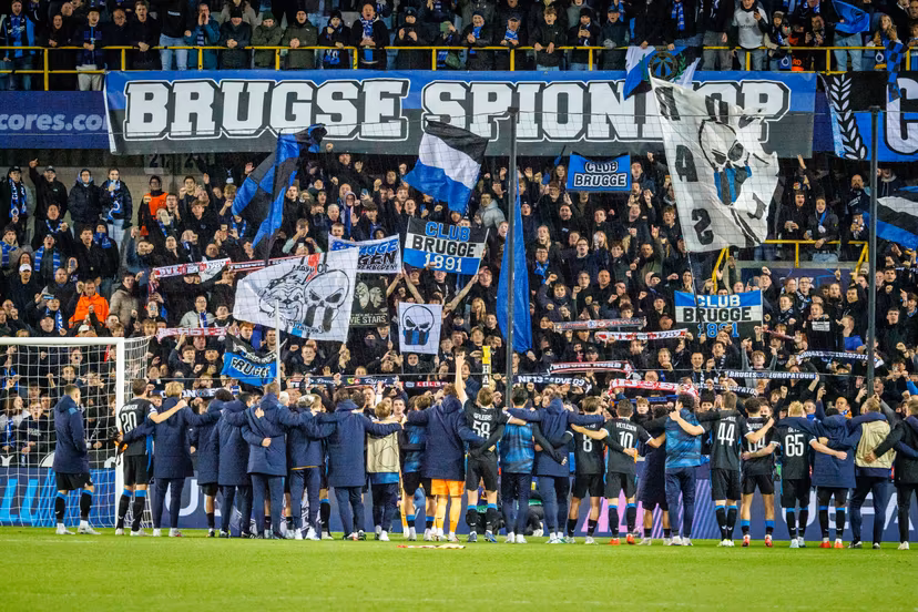 Club's supporters Club's players celebrate after winning a soccer game between Belgian Club Brugge KV and French Racing Club de Lens, Wednesday 21 October 2026 in Brugge, on day three of the UEFA Champions League league phase. BELGA PHOTO KURT DESPLENTER