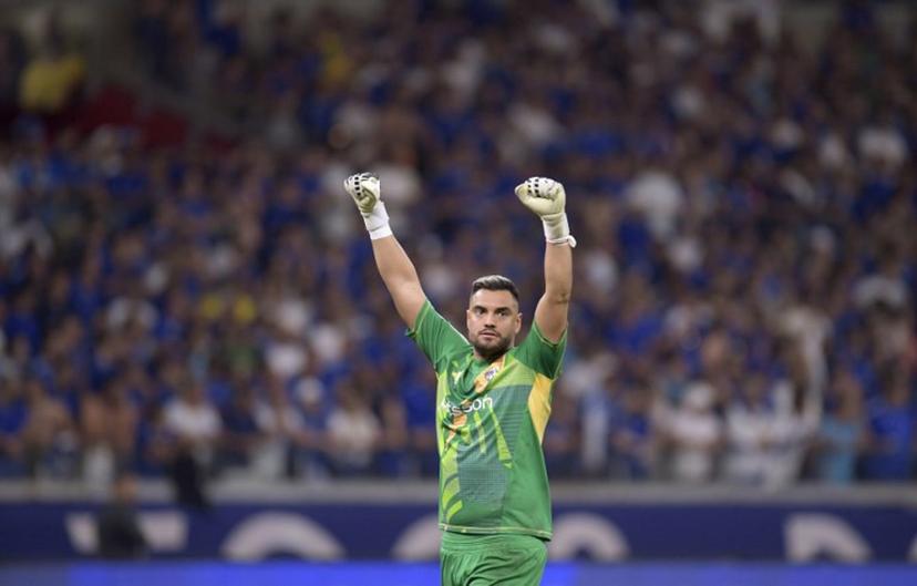 Boca Juniors' goalkeeper Sergio Romero celebrates a goal scored by teammate forward Milton Gimenez during the Copa Sudamericana round of 16 second leg football match between Brazil's Cruzeiro and Argentina's Boca Juniors at the Mineirao stadium in Belo Horizonte, Brazil, on August 22, 2024. DOUGLAS MAGNO / AFP