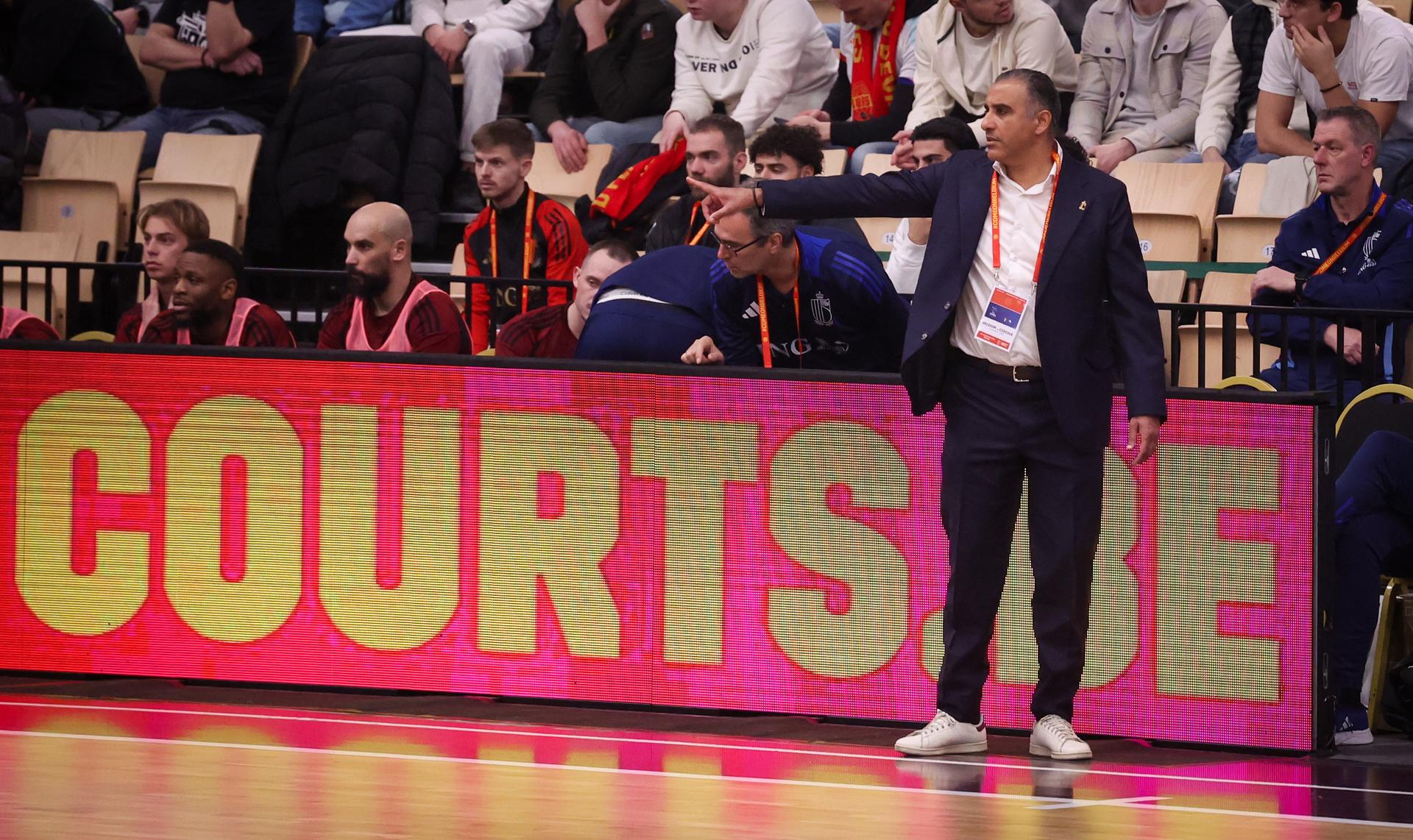 Belgium's head coach Karim Bachar gestures during a futsal game between Belgium and Czechia, in Roosdaal, on Wednesday 12 March 2025, the main round of qualification of the group 9 (match 5/6) for the Euro 2026. BELGA PHOTO VIRGINIE LEFOUR