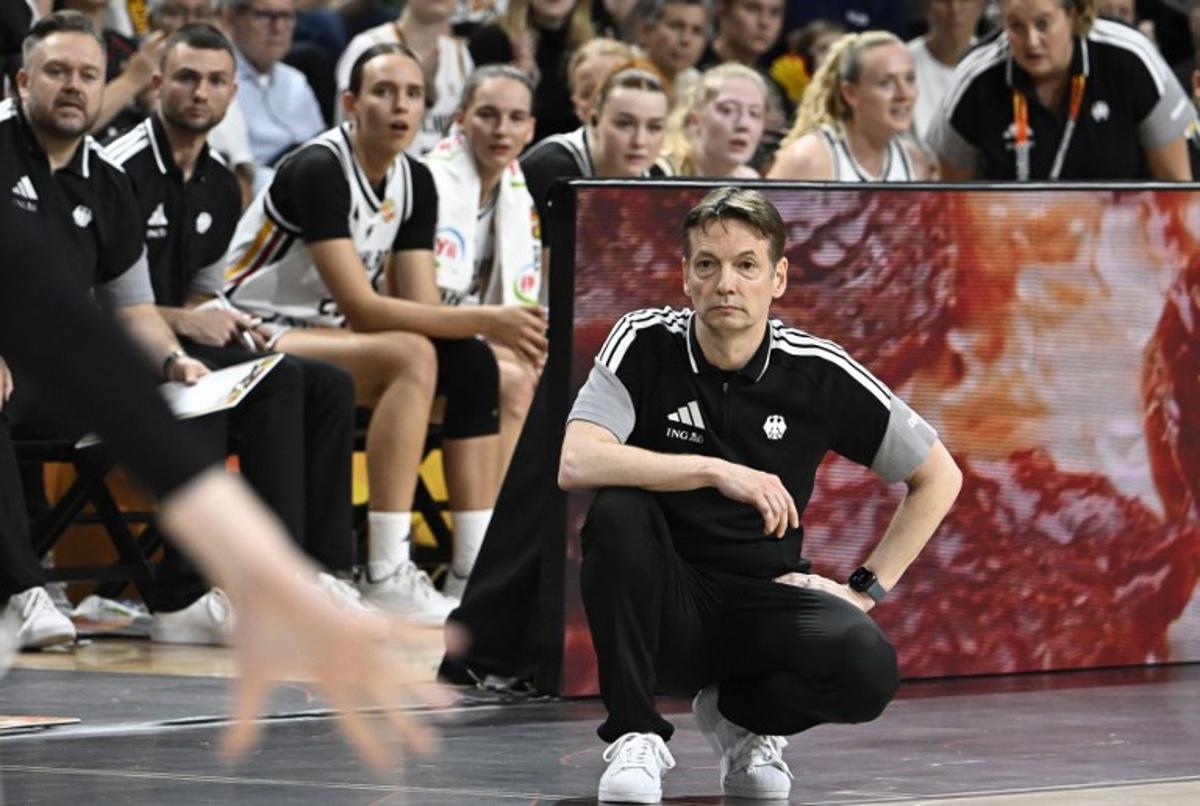Germany's head coach Olaf Lange reacts during the 2026 FIBA Women's Basketball World Cup Group A match between Germany and Japan at the Berlin Arena in Berlin on September 5, 2026. Tobias SCHWARZ / AFP