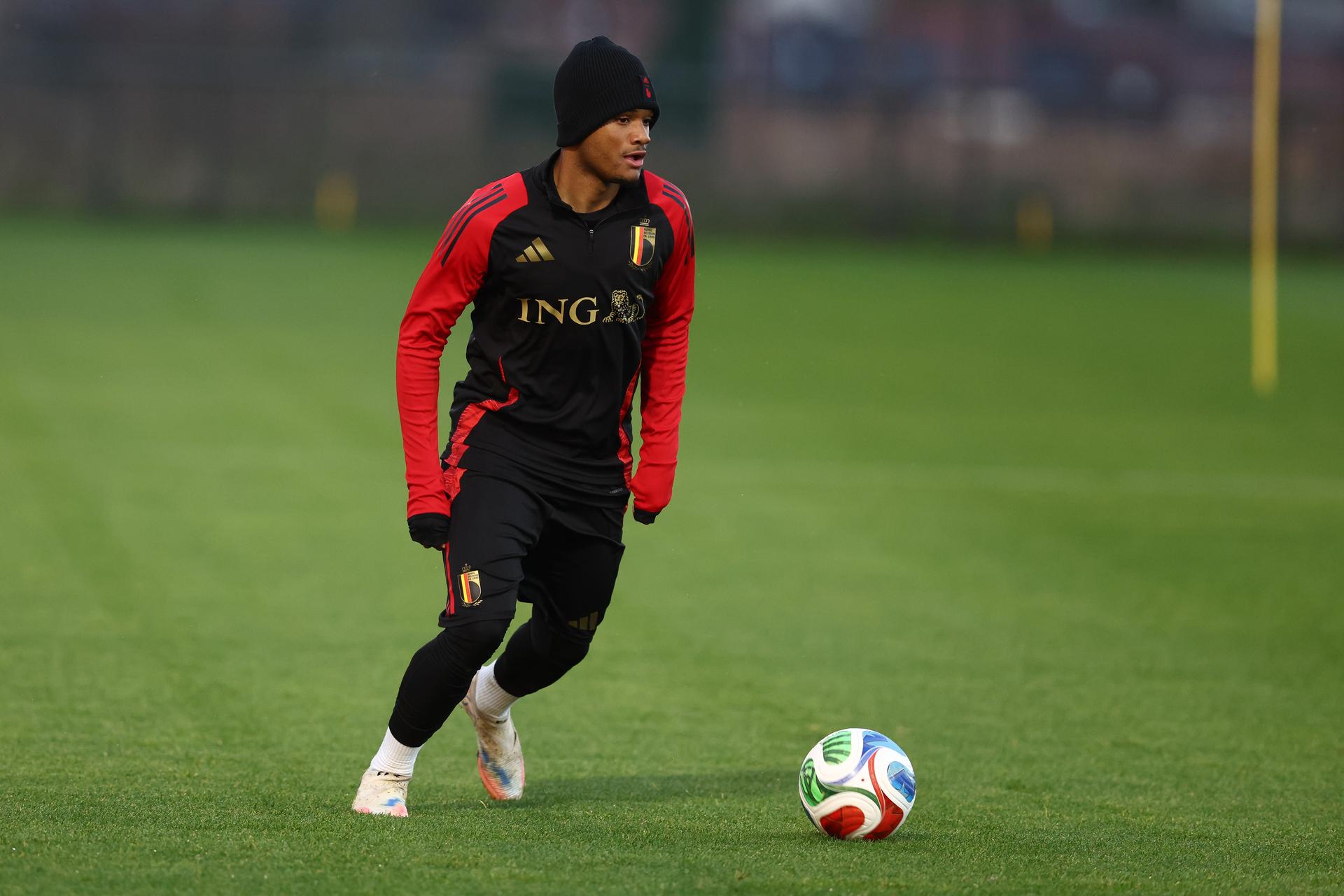 Julien Duranville pictured during a training session of the Belgian national soccer team Red Devils U21 ahead of their Euro qualifying match against Austria, at the Royal Belgian Football Association's training center, in Tubize, Tuesday 11 November 2025. BELGA PHOTO BRUNO FAHY
