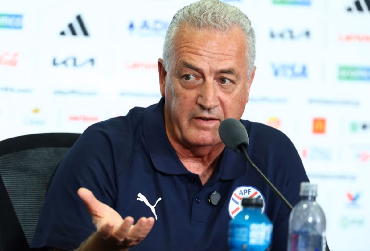 Paraguay's Argentine head coach Gustavo Alfaro speaks during a press conference at Philadelphia stadium on the eve of the 2026 World Cup football tournament round of 16 match against France, in Philadelphia on July 3, 2026. FRANCK FIFE / AFP