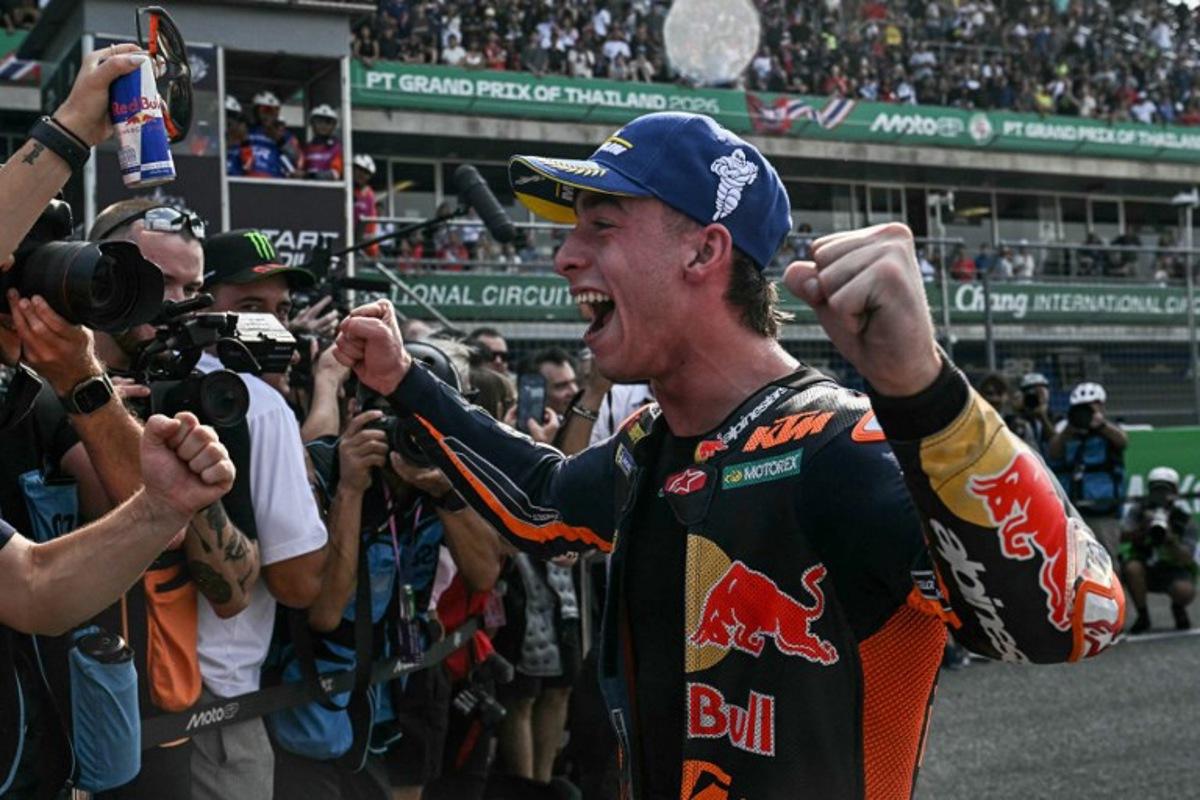 Red Bull KTM Factory Racing's Spanish rider Pedro Acosta celebrates winning the sprint race of the MotoGP Thailand Grand Prix at the Buriram International Circuit in Buriram on February 28, 2026. Lillian SUWANRUMPHA / AFP