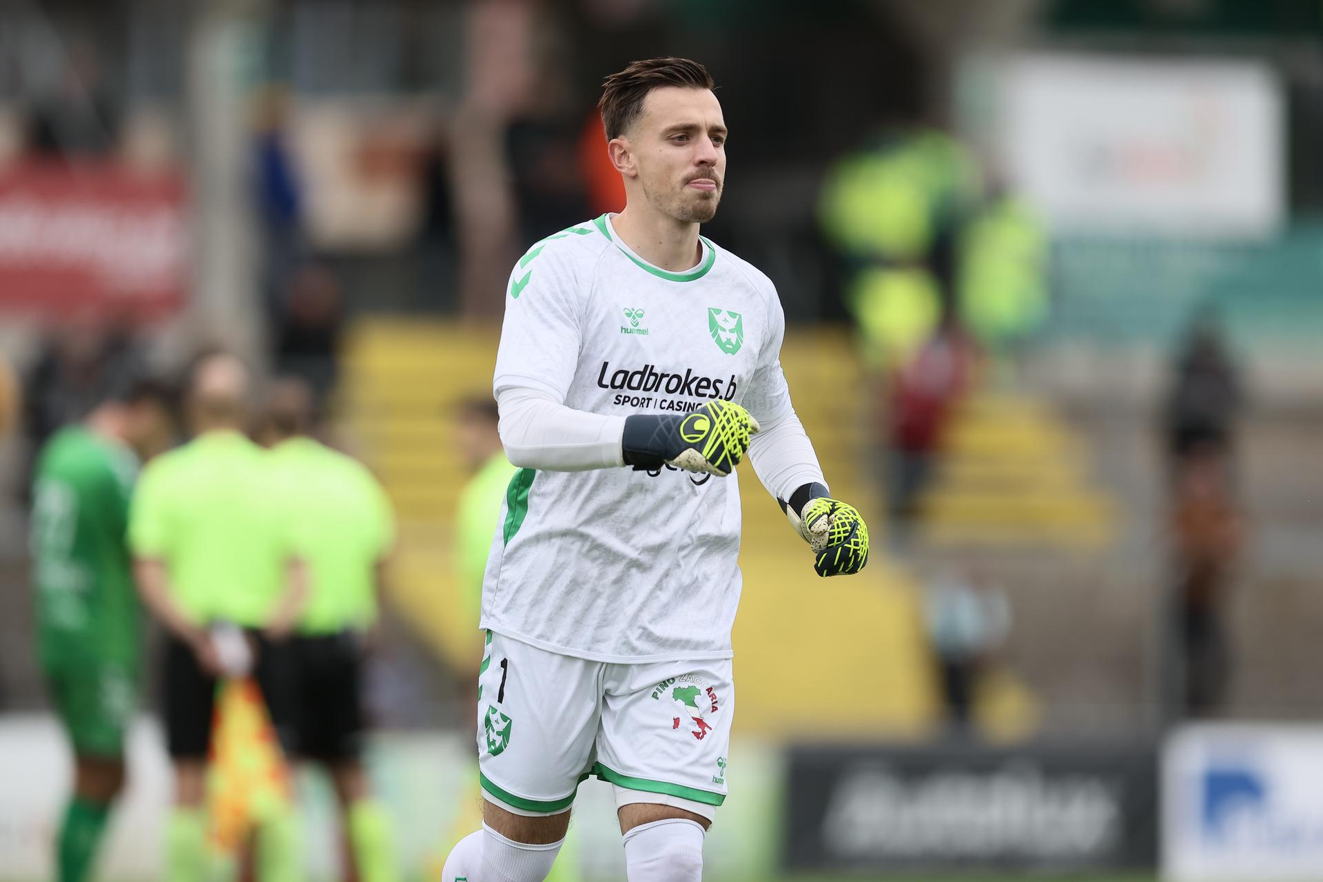 Francs Borains' goalkeeper Xavier Gies pictured before a soccer match between Royal Francs Borains and RFC Seraing, in Boussu, on the day 10 of the 2023-2024 'Challenger Pro League' 1B second division of the Belgian championship, Sunday 03 November 2024. BELGA PHOTO BRUNO FAHY