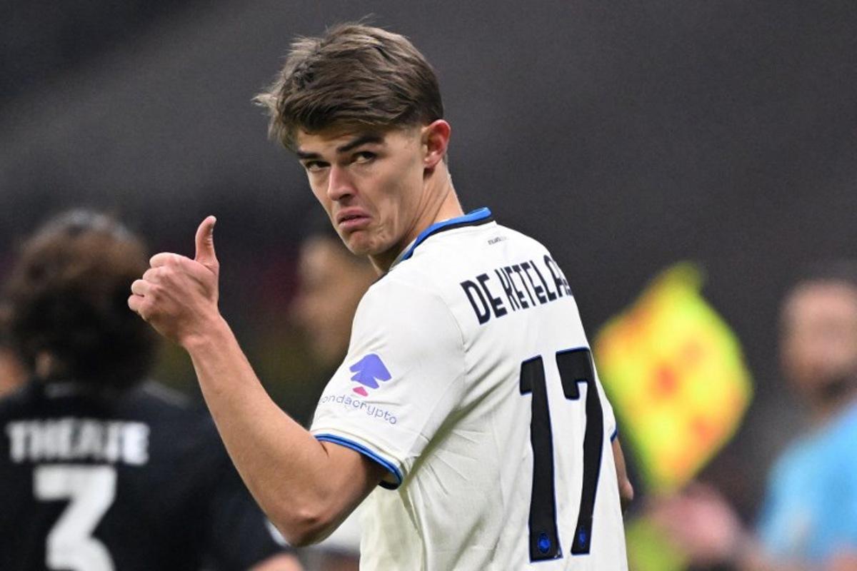 Atalanta's Belgian forward #17 Charles De Ketelaere gestures during the UEFA Champions League league phase day 5 football match between Eintracht Frankfurt and Atalanta Bergamo in Frankfurt, Germany, on November 26, 2025. Kirill KUDRYAVTSEV / AFP