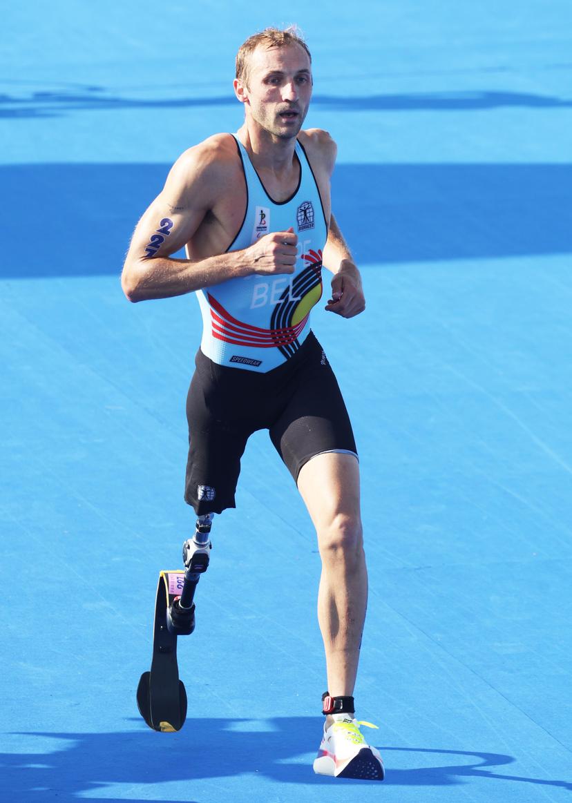 Belgian Wim De Paepe pictured in action during the running part of the Men Individual PTS2 triathlon event, on day 6 of the 2024 Summer Paralympic Games in Paris, France on Monday 02 September 2024. The 17th Paralympics are taking place from 28 August to 8 September 2024 in Paris. BELGA PHOTO VIRGINIE LEFOUR