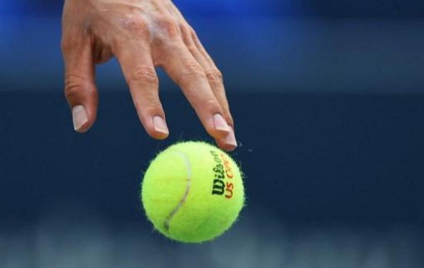 Japan's Kei Nishikori serves to France's Benoit Paire during their Men¿s Singles round 1 match of the US Open at USTA Billie Jean King National Tennis Center in New York on August 31, 2015. Paire defeated Nishikori 6-4, 3-6, 4-6, 7-6 (8/6), 6-4. AFP PHOTO/JEWEL SAMAD