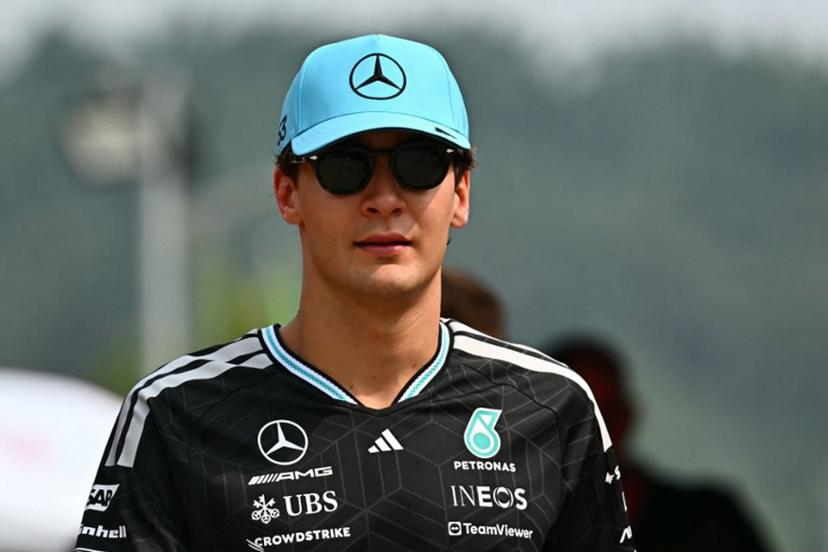 Mercedes' British driver George Russell arrives ahead of the Formula One Bahrain Grand Prix in Sepang on October 4, 2026. Lillian SUWANRUMPHA / AFP