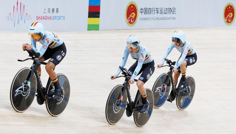 Belgian team with Belgian Katrijn De Clercq, Belgian Shari Bossuyt, Belgian Helene Hesters and Belgium Belgian Luca Vierstraete pictured in action during the Women's Scratch event at the UCI Track Cycling World Championships in Shanghai, China on Wednesday 14 October 2026. The worlds are taking place from 14 to 18 October 2026. BELGA PHOTO BENOIT DOPPAGNE