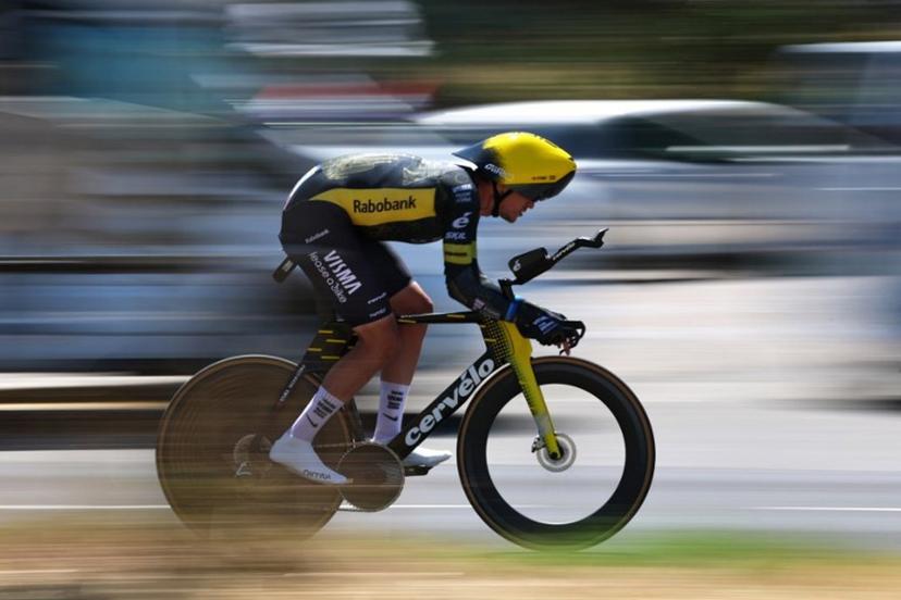 Team Visma | Lease a Bike's Italian rider Edoardo Affini cycles during the 16th stage of the 113th edition of the Tour de France cycling race, 26,1 km time trial between Évian-les-Bains and Thonon-les-Bains in the French Alps, on July 21, 2026. Anne-Christine POUJOULAT / AFP