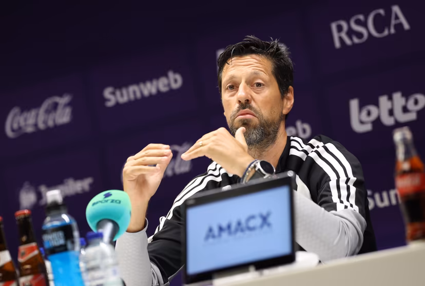 Anderlecht's head coach Vitor Bruno gestures during a press conference of Belgian RSC Anderlecht, Wednesday 29 July 2026 in Brussels, in preparations of the second leg of the second qualifying round for the UEFA Europa League against Swedish Hammarby IF. BELGA PHOTO VIRGINIE LEFOUR