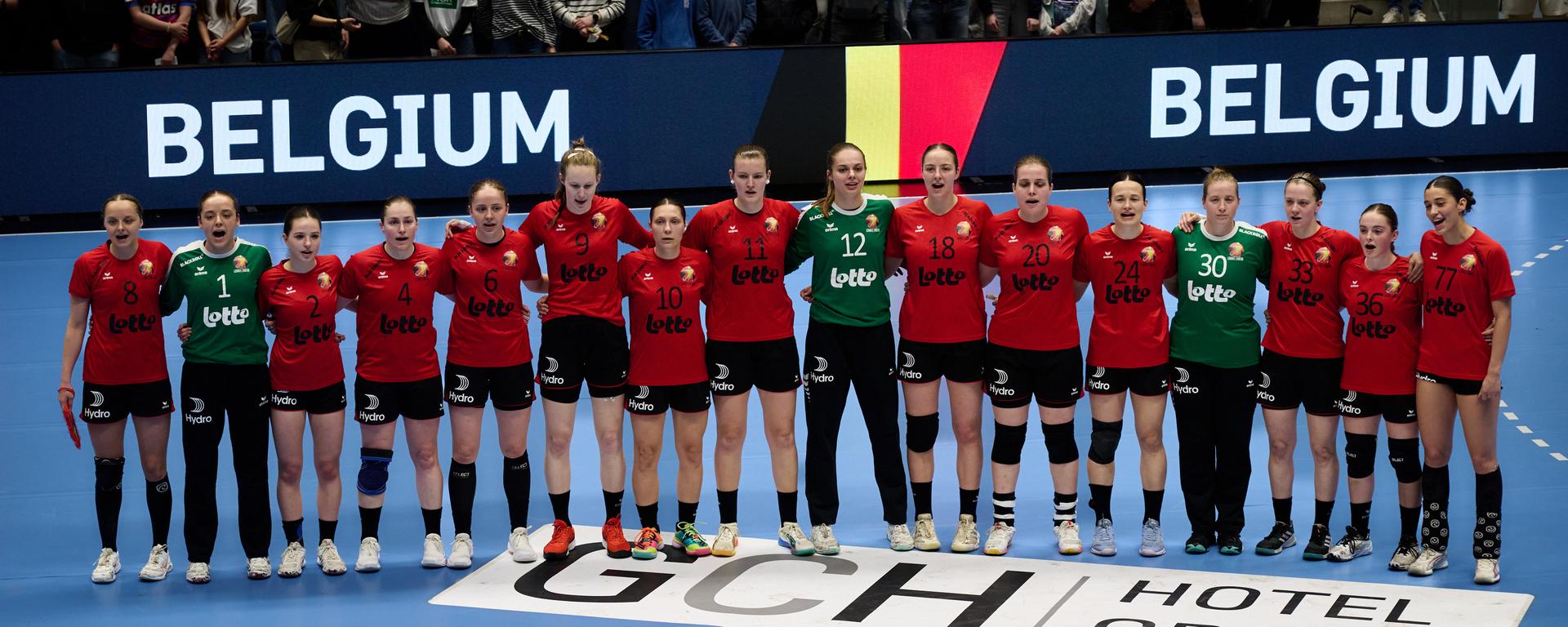 ATTENTION EDITORS - HAND OUT PICTURES - EDITORIAL USE WITH STORY ON HANDBALL ONLY - MANDATORY CREDIT ALAIN DECAMPS - Hand out pictures released by Alain Decamps shows the team during the handball game between the Black Arrows, Belgium national women handball team, and Germany, a qualifier of European Championship, 2nd round, Group 3, matchday 6 on Sunday 12 April 2026 in Hamm, Germany. HAND OUT - ALAIN DECAMPS Belga and Belga Editorial Board decline all responsibility regarding the content of this picture.