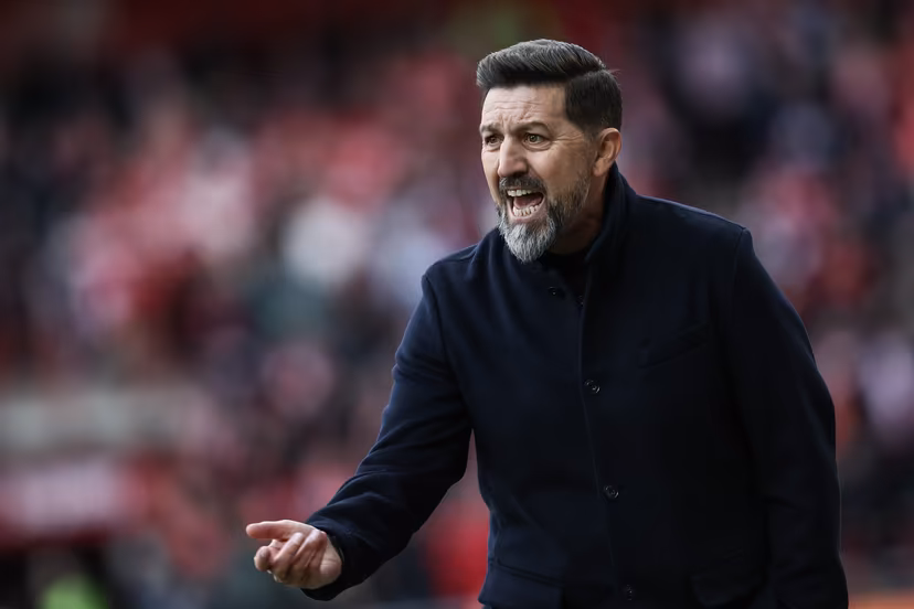 Anderlecht's head coach Besnik Hasi pictured during a soccer match between Standard de Liege and RSC Anderlecht, Sunday 01 February 2026 in Liege, on day 23 of the 2025-2026 'Jupiler Pro League' first division of the Belgian championship. BELGA PHOTO BRUNO FAHY